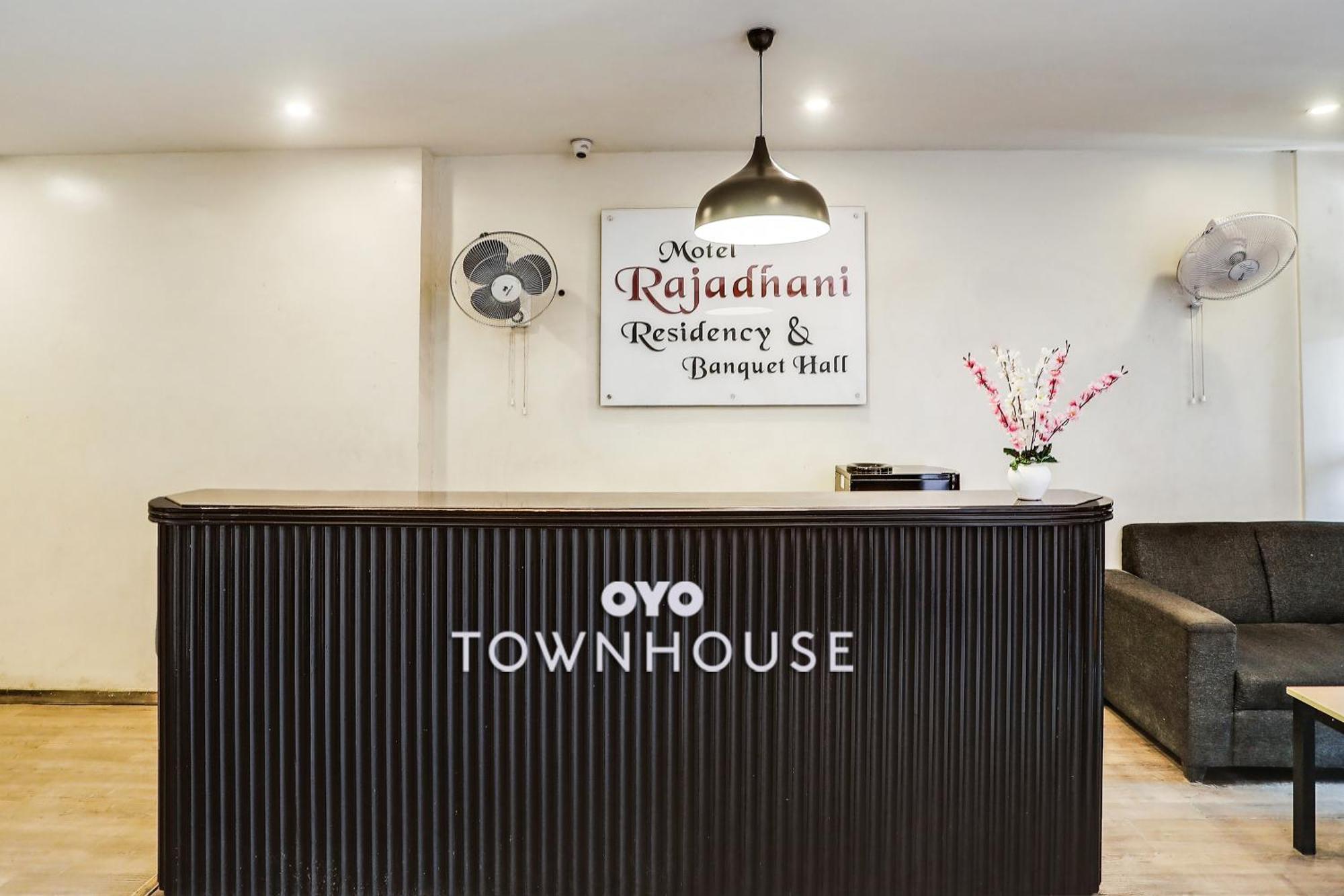Oyo 176拉吉达尼公寓联排别墅 Sururnagar 外观 照片
